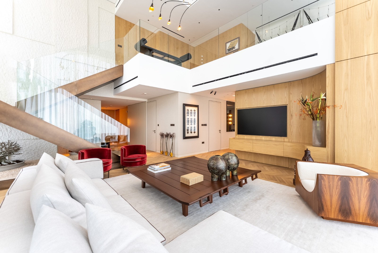 ZA’ABEEL FIRST | Bespoke 3BR Duplex | Exclusive Landmark Residence Slide Image